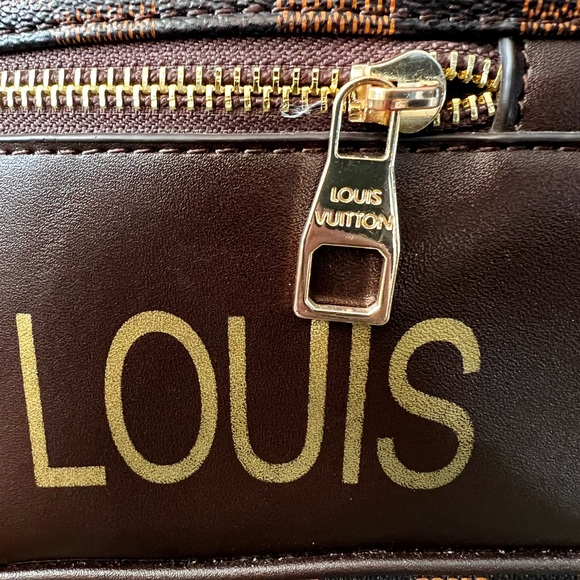 Large Louis Vuitton purse - Picture 4 of 12